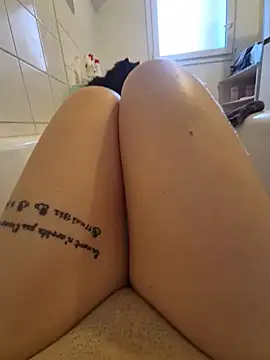 Aliciadelicieuse - Met moi nu pour le menage