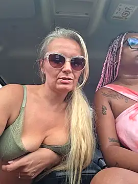 Anvessra - Show Tits 💕💕💕💕