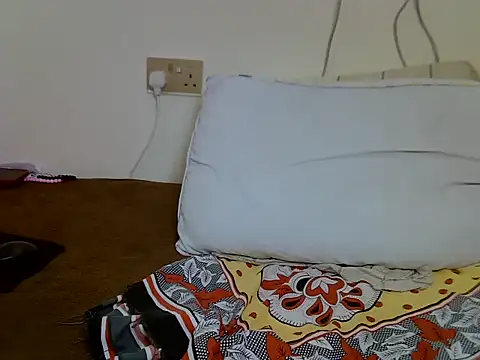 Creamypetite