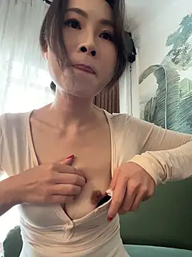 Eva10069 - 咖啡馆☕️包臀辣秘坦胸漏乳抖奶秀