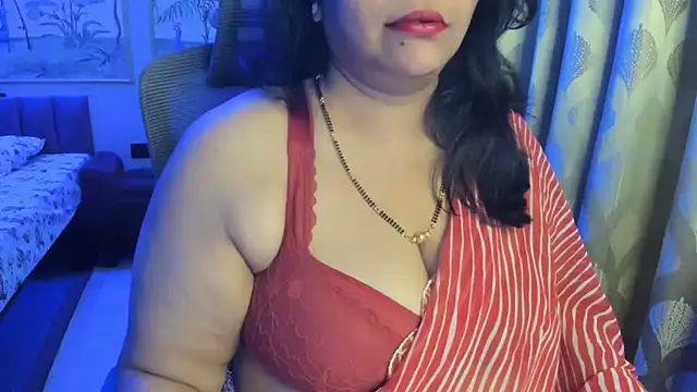 Tarivishu11 - french kiss with open boob