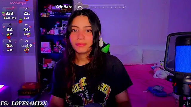 Lovelyamyy - CUM SHOW IN PANTIES + FEETS + DOMI👾