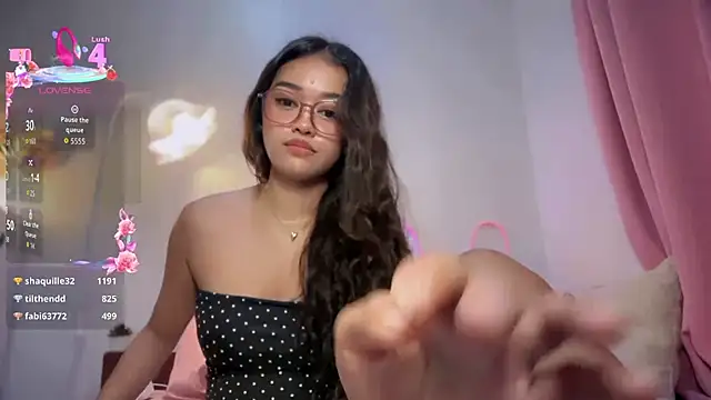 Roxxy_Bloom - HELP ME TO ACHIEVE MY BIRTHDAY WISH