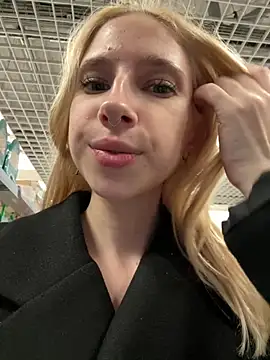Michelle_lovique - TRY TO MAKE MY PUSSY SQUIRT RIGHT HERE!!