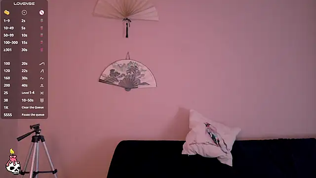 Phoenix_xx - Oil ass, fingers and plug!!