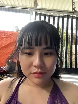 Fishinggirl2k - Riding a fake penis for 5 minutes in pub