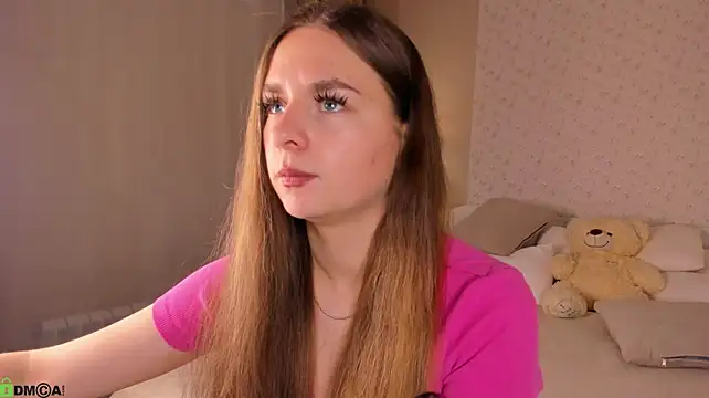 Bella_Ocean - play with my clit