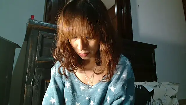 MINI_Petite - Cream feets