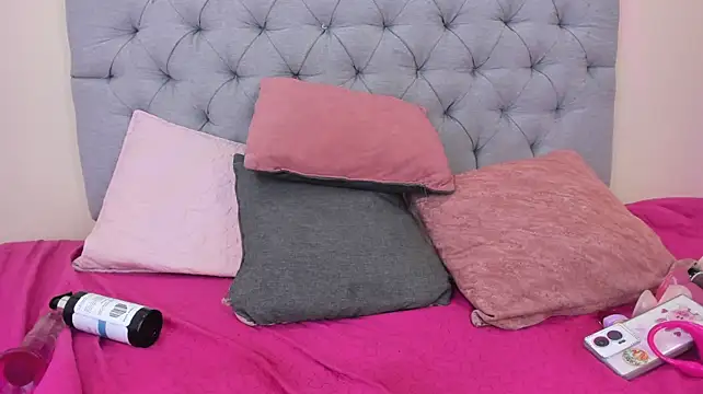Naomi_Monroe_ - Ride Dildo + Very Squirt 🍆💦🥵