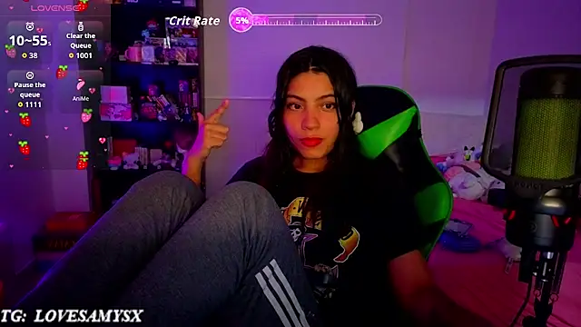 Lovelyamyy - CUM SHOW IN PANTIES + FEETS + DOMI👾