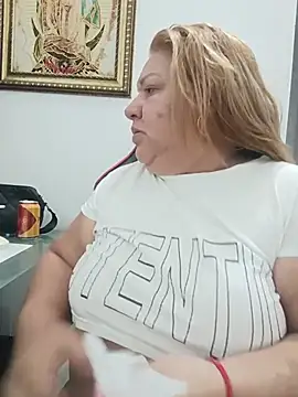 HORNY_MATURE25 - Wet my pussy and naked