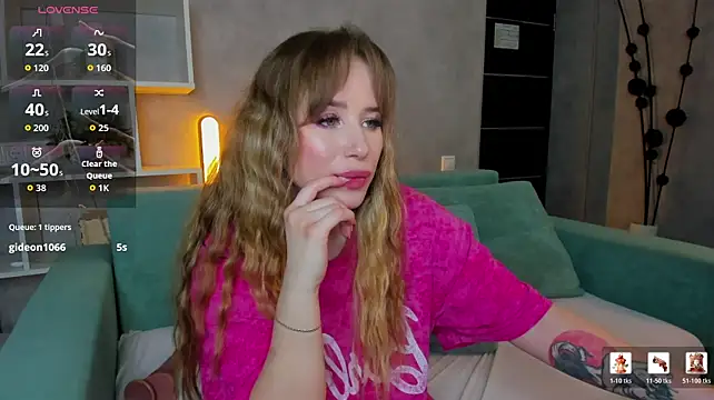 Milena_Denmark - play with pussy