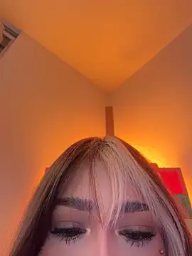 Daniela_ruizz - Milk in Titts +ahegado