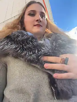 AdelRich - Show pussy in cafe