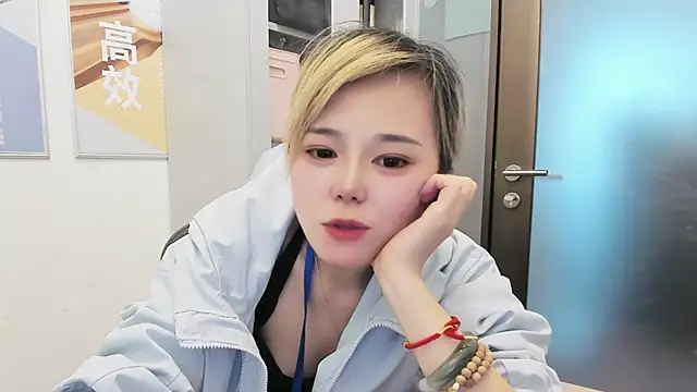 KKMM168 - 今天电话比较多，完成目标上裸打电话