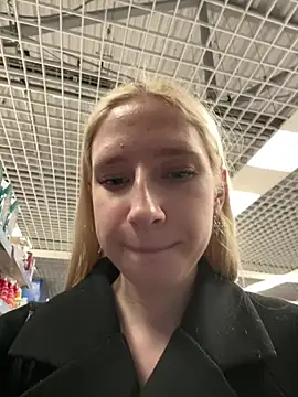 Michelle_lovique - STAY FULL NAKED IN MARKET FOR 1 MIN!!