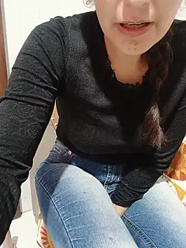 Lupita_sol - Naked