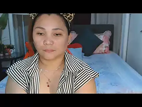MarielRose143 - make my pussy wet and squirt sweetheart!