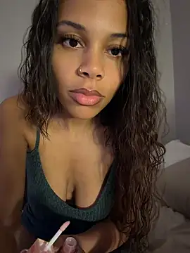 Petite_Baddie