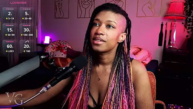 VioletGraham - Shirt off (bra next)