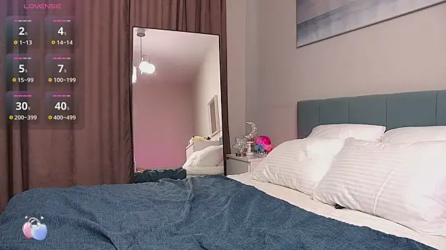 Maria_Stellarr - doggy tease