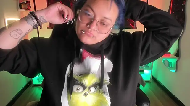 Lucky-leah - SHOW MY BOOBS