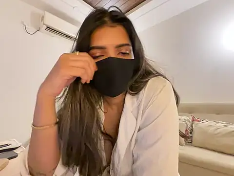 MaYaa__11 - dance nude on gulabi saree