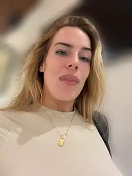 Oliviafranciis - 5 Min Toy Control 💕