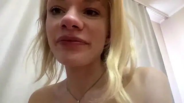 Tutsicuttie - hard spank my ass 5 times ><