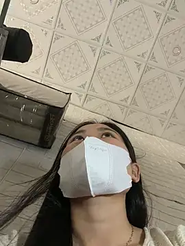 Tina_995 - Teasing Tina's pussy