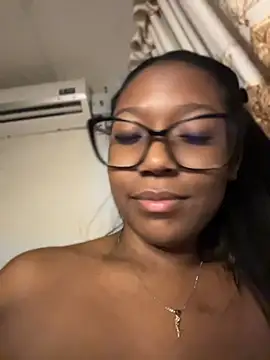 Chell_iivy - Full Naked