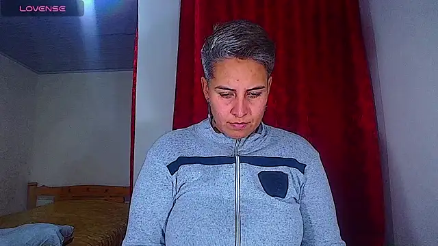 Yessi_rousse - ORGASMS + POWERFUL DILDO+NUDE