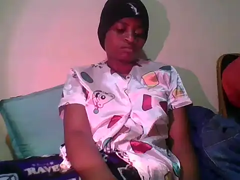 Petite_girl6 - lets have fun bby