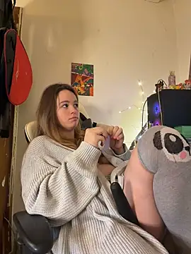 Rhyumii - 10M Topless🍒 & Spank Ass 85x 🍑