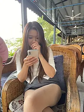 Mia999 - 户外脱内裤