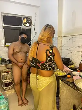 Maya_BDSM - Blowjob with dog collar in neck