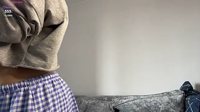 SibleyBurner - tease u with my shorts from all sides
