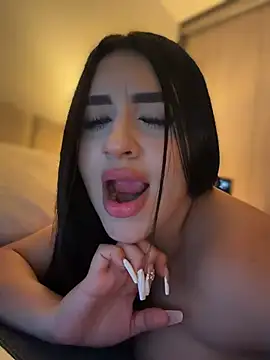 LindseyMos - Fill your ass with oil and stick a finge