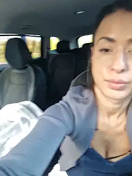 LydiaMaus96 - Play with boobs& ass& pics