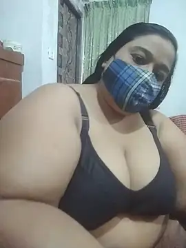 Momo_loves - c2c Only 8 token😉 call me guys🫦