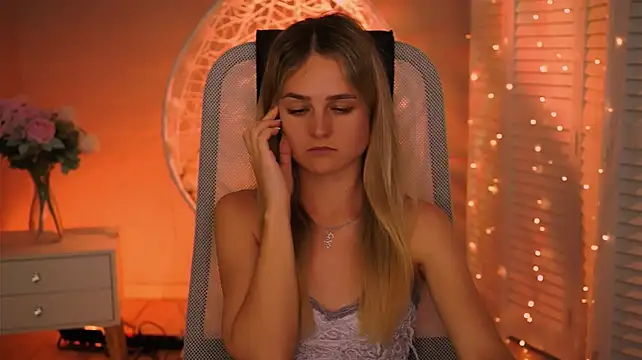 DeboraLarson - you're beautiful