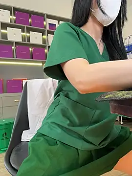 Secretly_masturbating - masturbation at the clinic