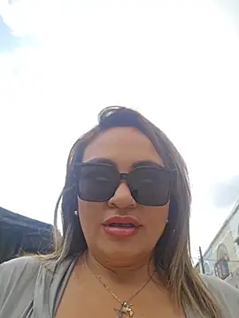 Afroditecash - Wet My Pussy Squirt