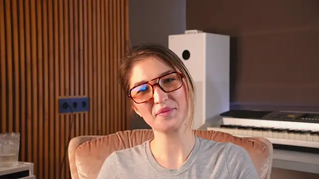 RuthaGuillot - Remove top (or we can do it in pvt)