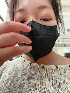 Maomao116 - 超级敏感，易喷体质，能一直喷水🐳，手指带套抽插2分钟