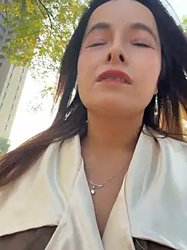 Wangxiaoyaya - 穿短裙灌满肚子塞肛塞尾巴打车去商场逛街