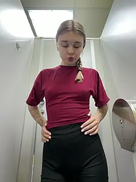 -MiaKitty - Open door in doggy & spank ass hard 2m🫢