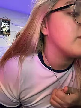Sophia_Weest99 - Control domi + lush for 4 min 💦