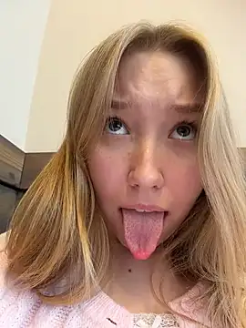 -NaughtyAngel-