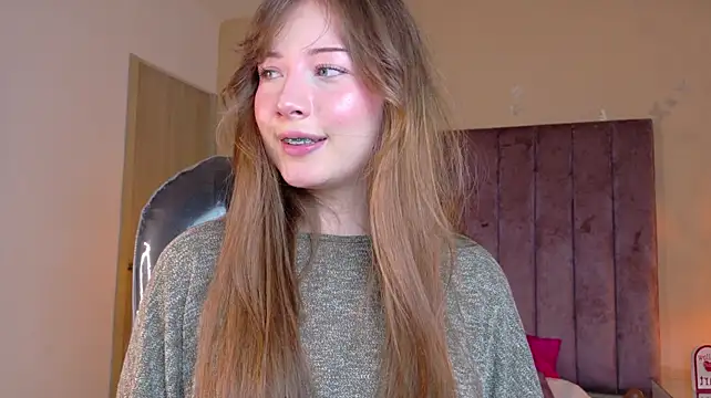 Dahlia_Rousse - Sucking a dildo with lots of saliva💦🍆